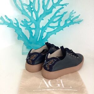AGL NAVY LEATHER BUTTERFLY BEADS EMBELLISHED SNEAKERS SHOES LIKE NEW